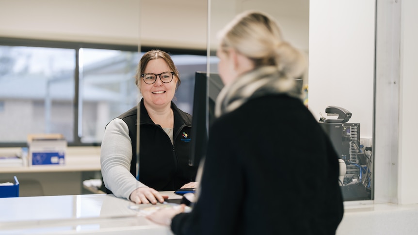 52 long weekends a year as council trials four-day work week