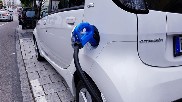 Elektrische auto haalt hybride in qua marktaandeel