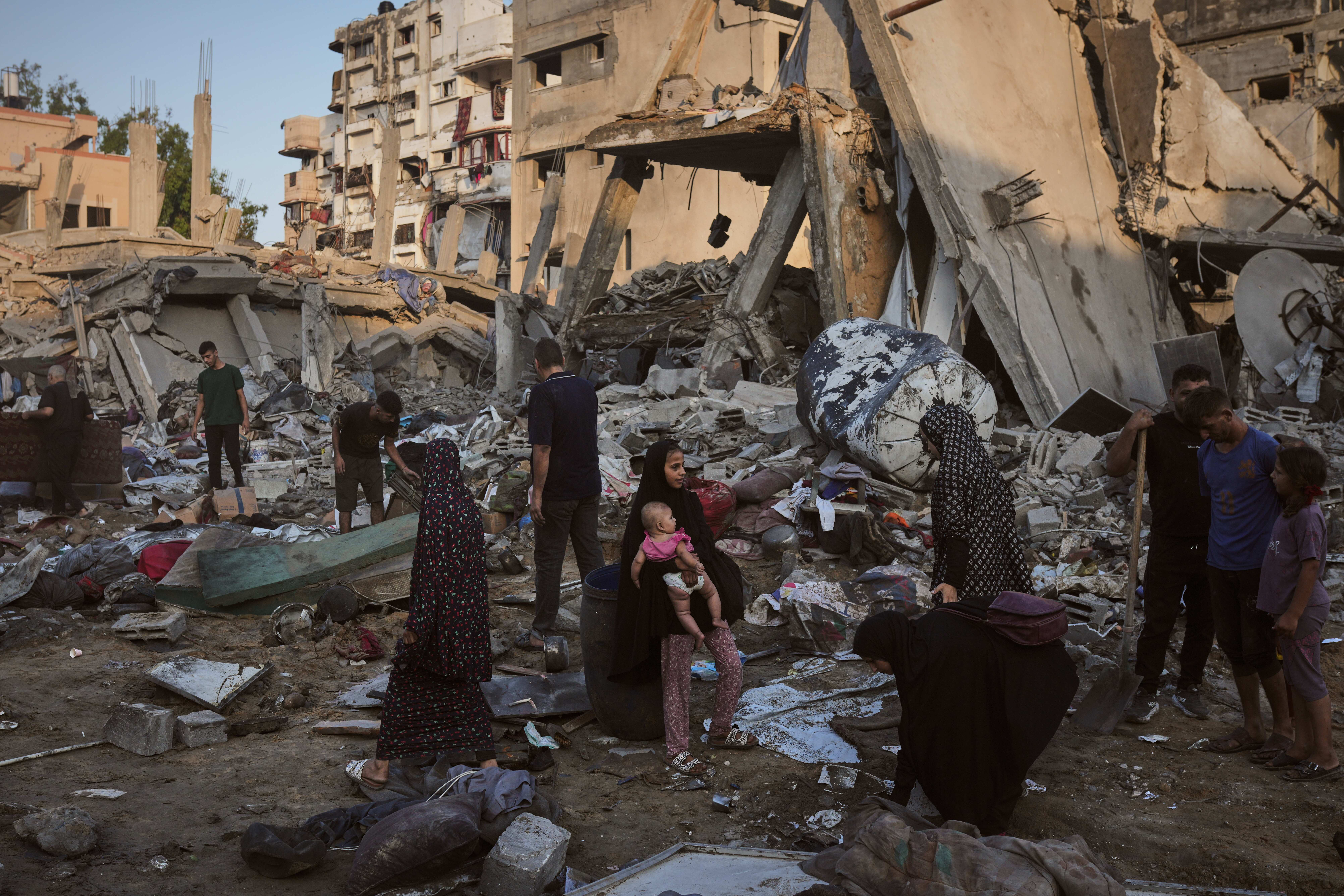 Trump announces a deal for Hamas to disarm, but many hurdles and uncertainty remain