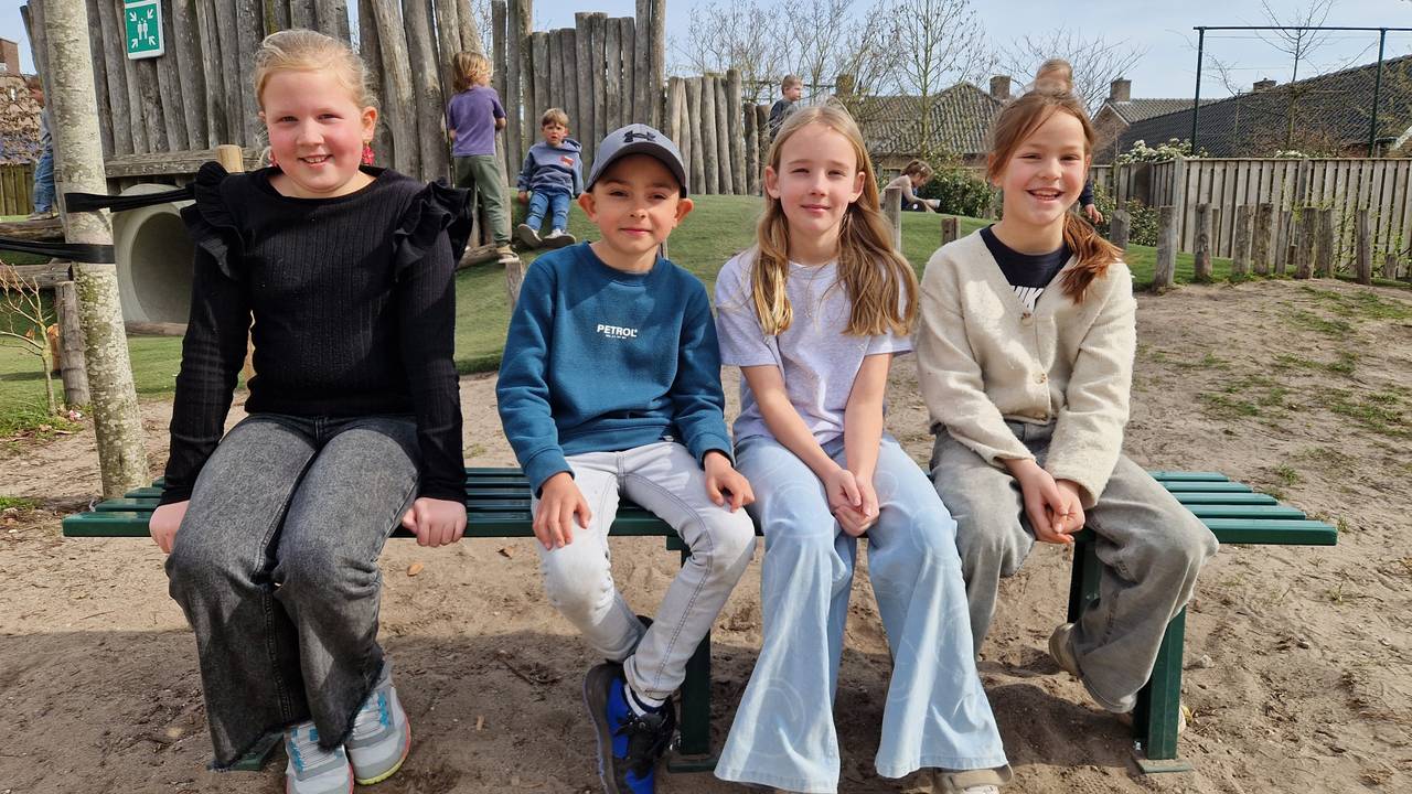 Buddybankje moet eenzaamheid op schoolplein tegengaan: 'Betekenis is mooi'