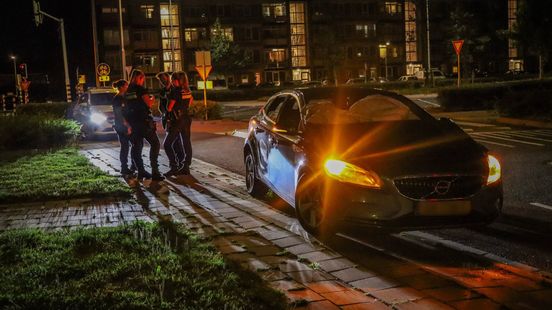 Vrouw op fatbike naar het ziekenhuis na aanrijding door auto in Leeuwarden