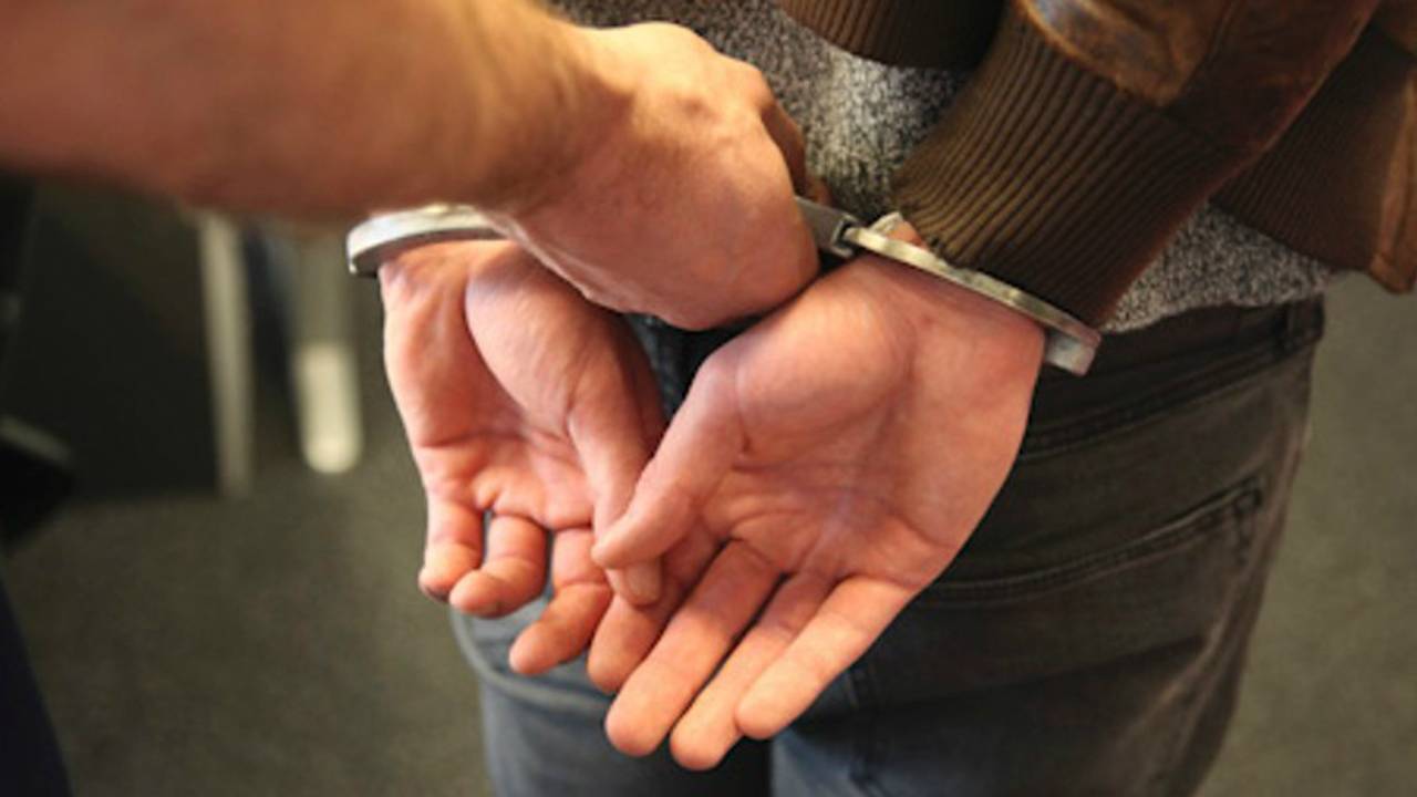 800 kilo crystal meth in container: Bosschenaar (30) opgepakt